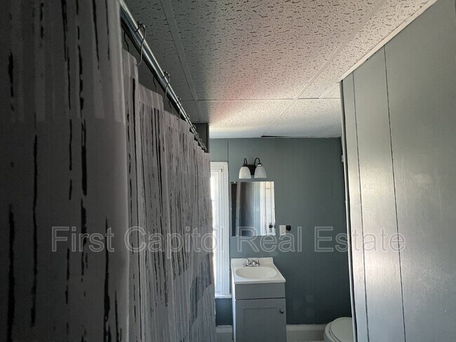 Foto del edificio - 2 Stoner Ave