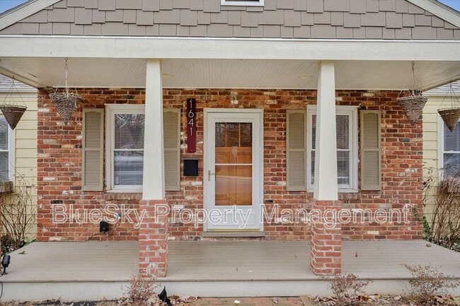 Building Photo - 1641 Cherry Ave