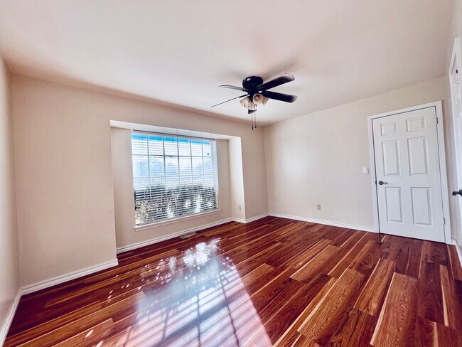 Building Photo - 4101 NW 61st Ter