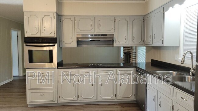 Foto del edificio - 1312 Cloverdale Ave SW