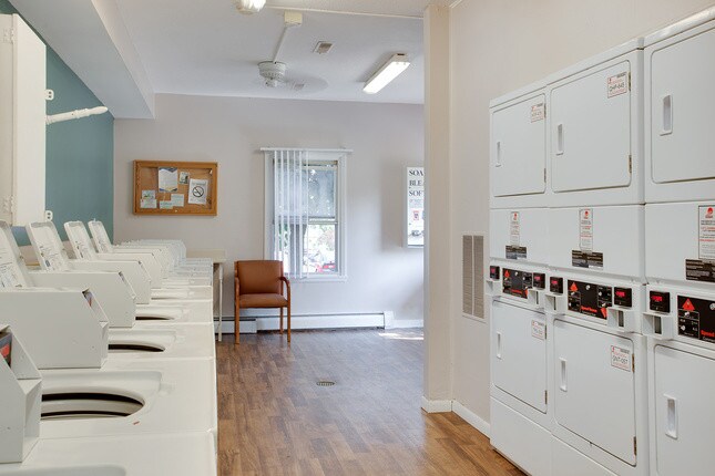 Photo - 1718 Valley Rd