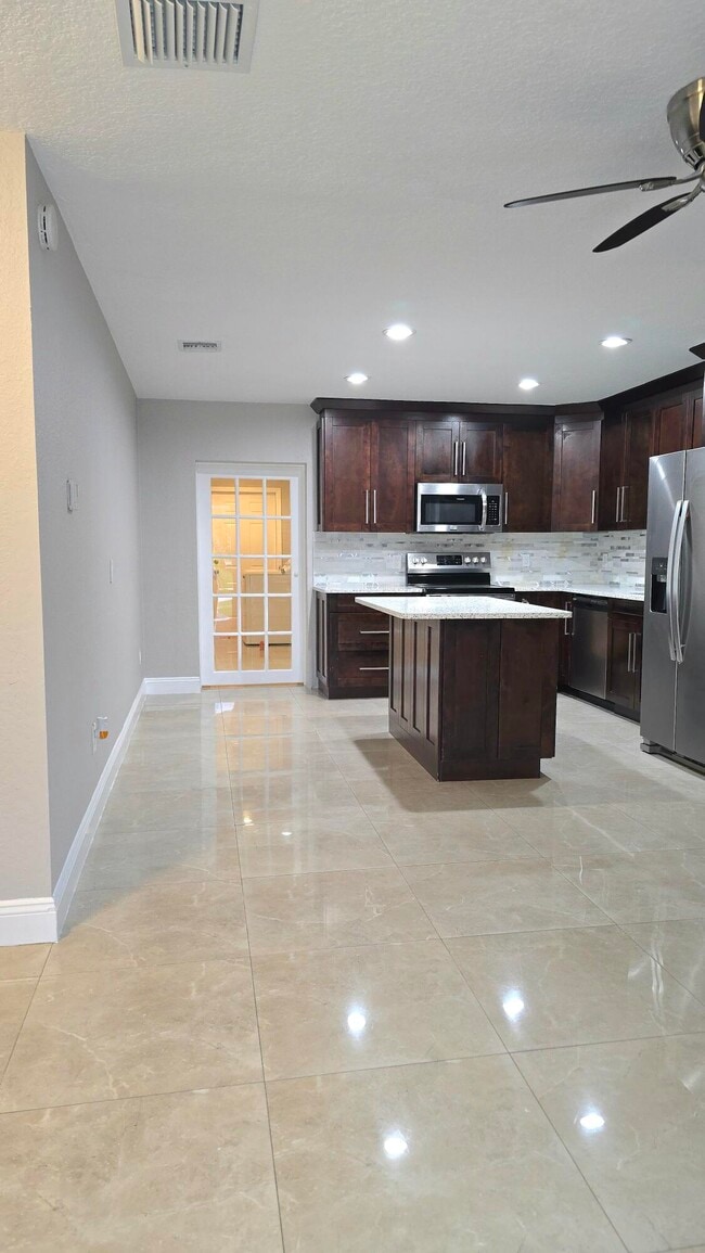 Building Photo - 5209 Cannon Way