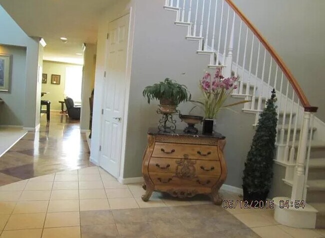 Building Photo - 3129 Knightsbridge Dr