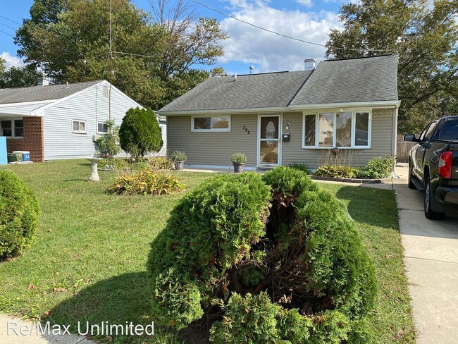 Building Photo - 3 br, 1 bath House - 302 Mildred Ave