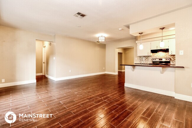 Foto del edificio - 8306 Gallup Rd