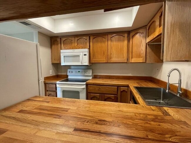 Foto del edificio - 5634 N 79th Way