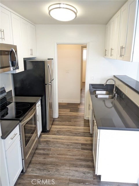 Building Photo - 11942 Darlington Ave