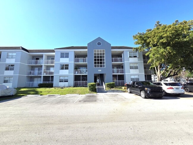 Building Photo - 8560 SW 212th St