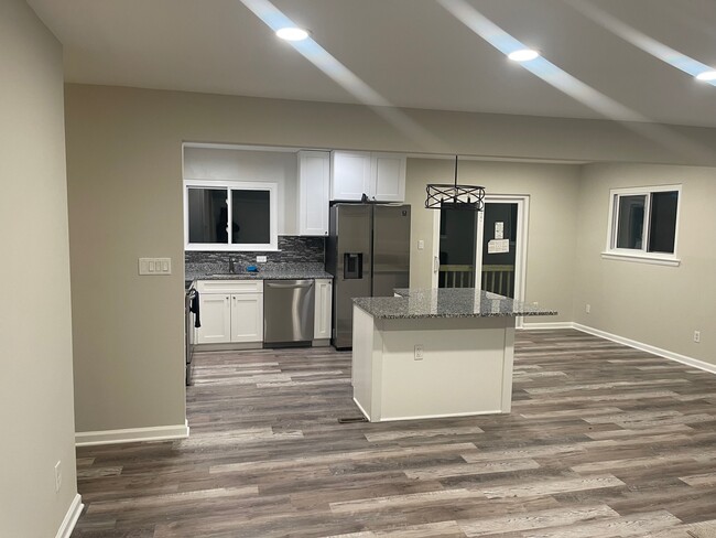 Kitchen - 3505 24th Ave