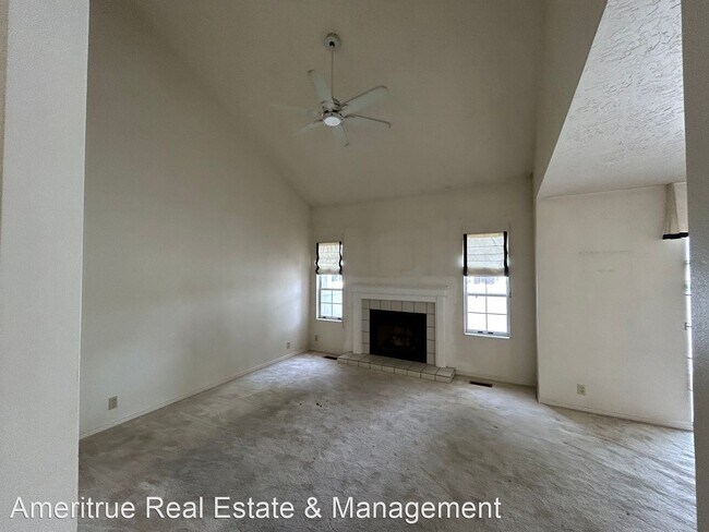 Foto del edificio - 4 br, 4 bath House - 2668 Scarsdale Court