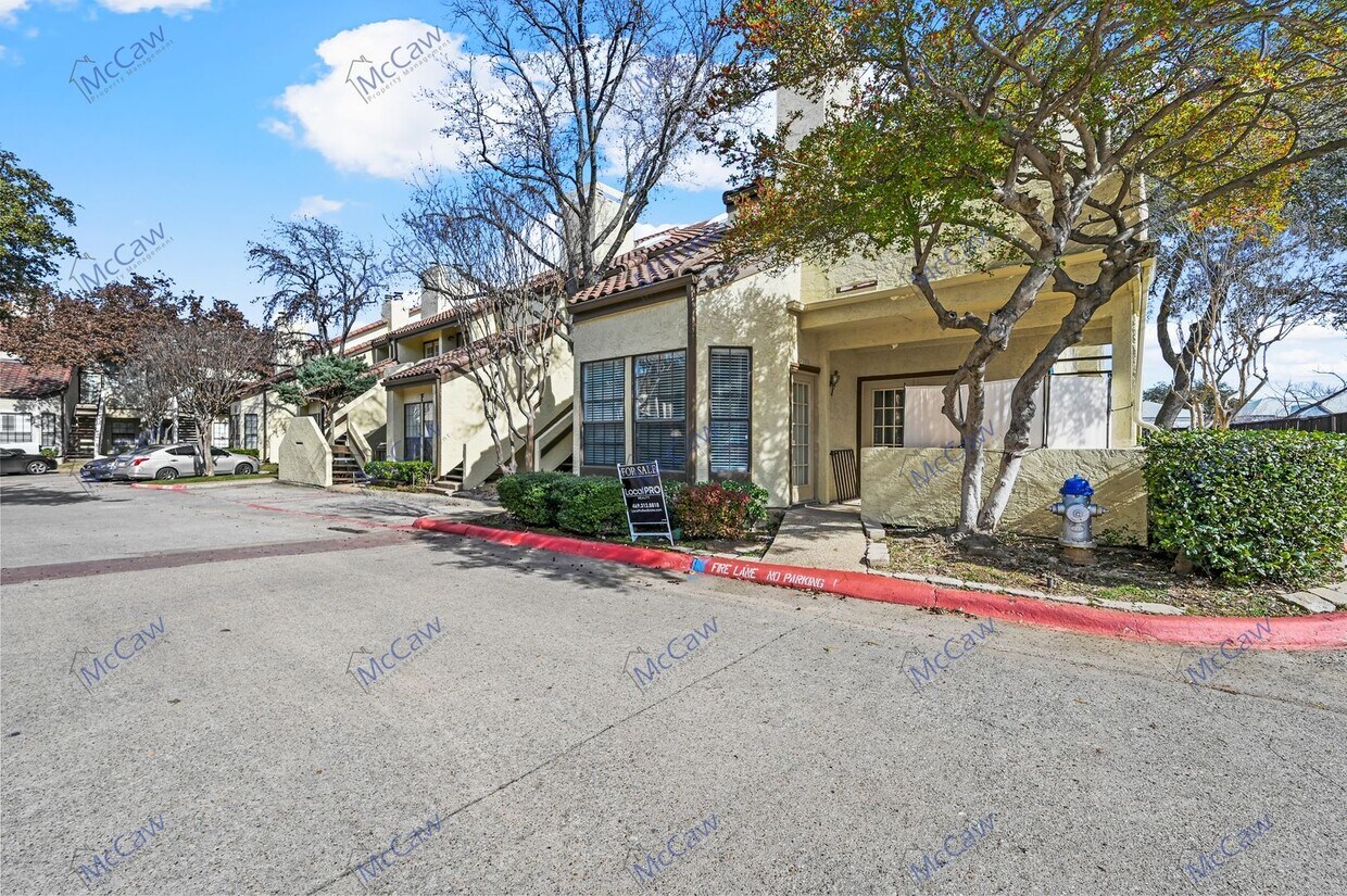 5590 Spring Valley Rd Unit F206, Dallas, TX 75254 Condo for Rent in