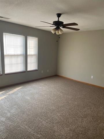 Foto del edificio - 1619 NW Garrett Dr