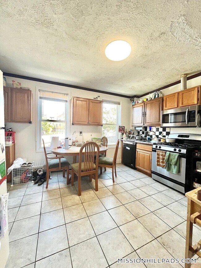 Foto del edificio - 205 Hillside St