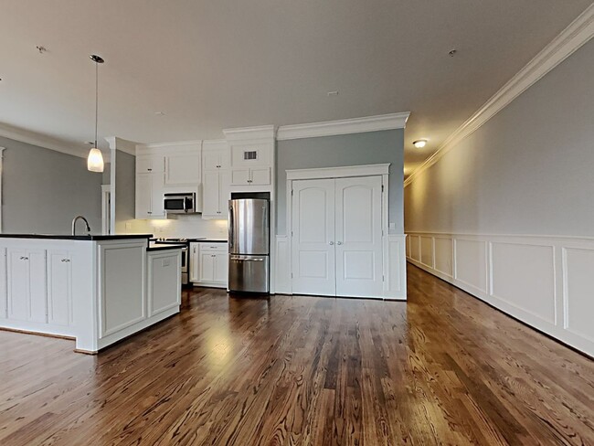 Building Photo - Heights Oasis: Spacious Condo Living in Pr...