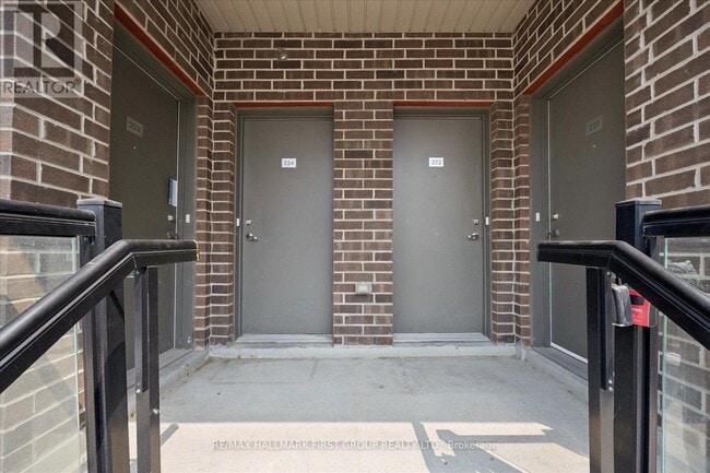 Building Photo - 1460 Whites Rd N