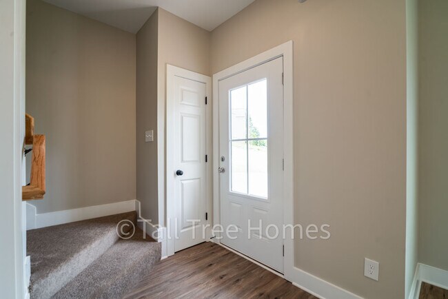 Foto del edificio - 5 Mink Hollow Ct