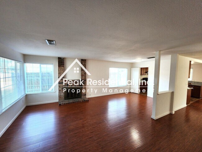 Building Photo - 4 br, 2.5 bath House - 7364 Windbridge Dr
