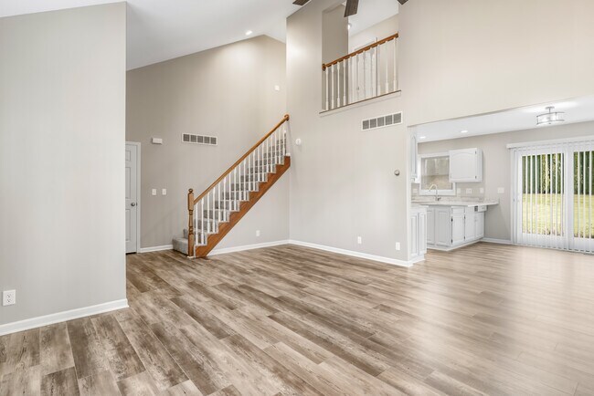 Foto del edificio - 194 Clyde Ave