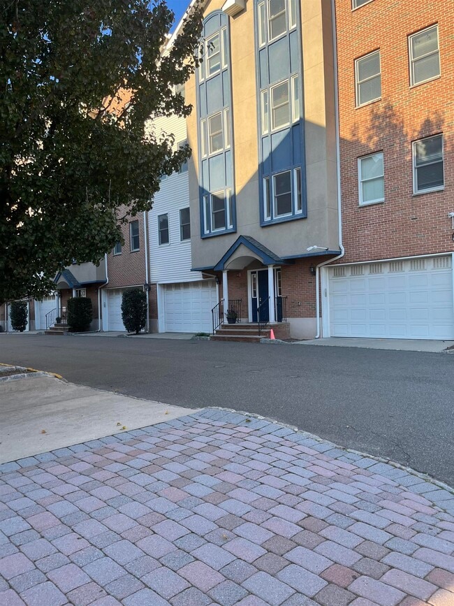 Foto del edificio - 620 38th St