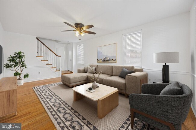 Foto del edificio - 344 Inwood Rd