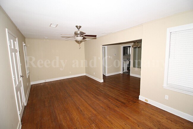 Foto del edificio - 743 Buck St