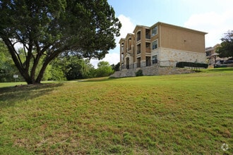 Building Photo - Canyon Vistas