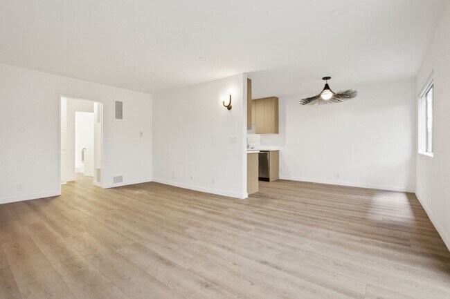 Interior Photo - 3663 Mentone Ave - near Downtown Culver City