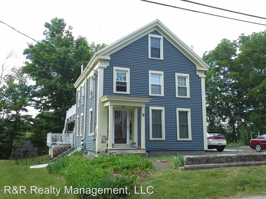 5 Blackstone St, Sutton, MA 01590 Condo for Rent in Sutton, MA