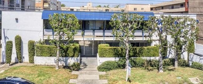 Photo - 12015 Kling St (Los Angeles, CA) Apartment