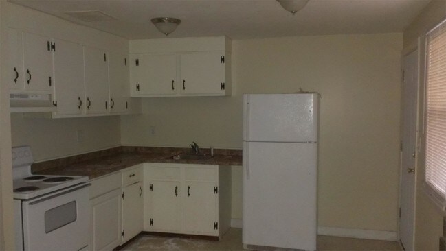 Foto del edificio - 44 Silver Ln