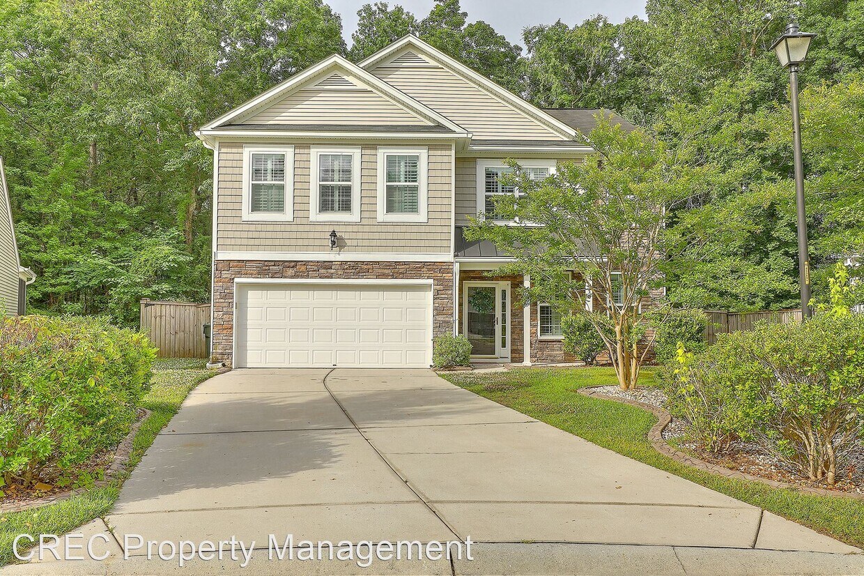 Primary Photo - 4 br, 2.5 bath House - 550 Brick Barn Lane