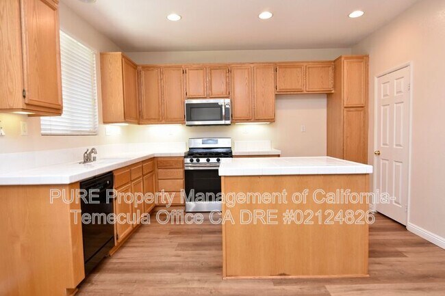 Building Photo - 38285 Sevilla Ave