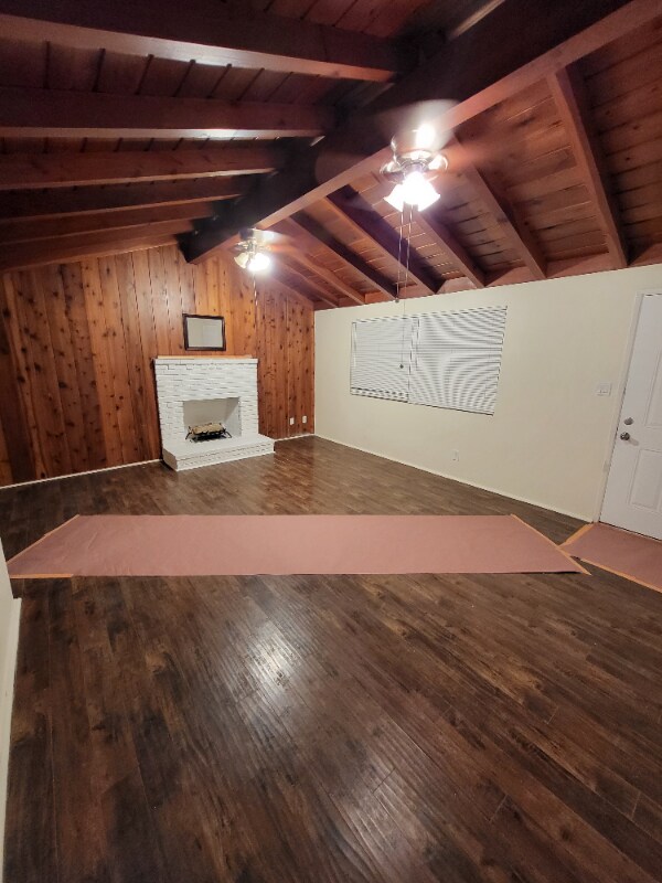 Foto del edificio - 407 W 6th St