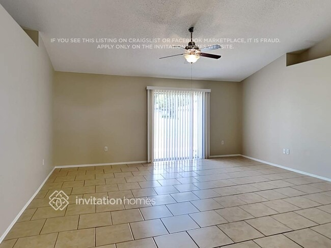 Building Photo - 5262 Miriam Dr