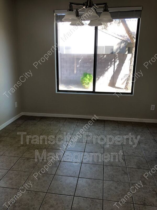 Foto del edificio - 4537 S Granite St