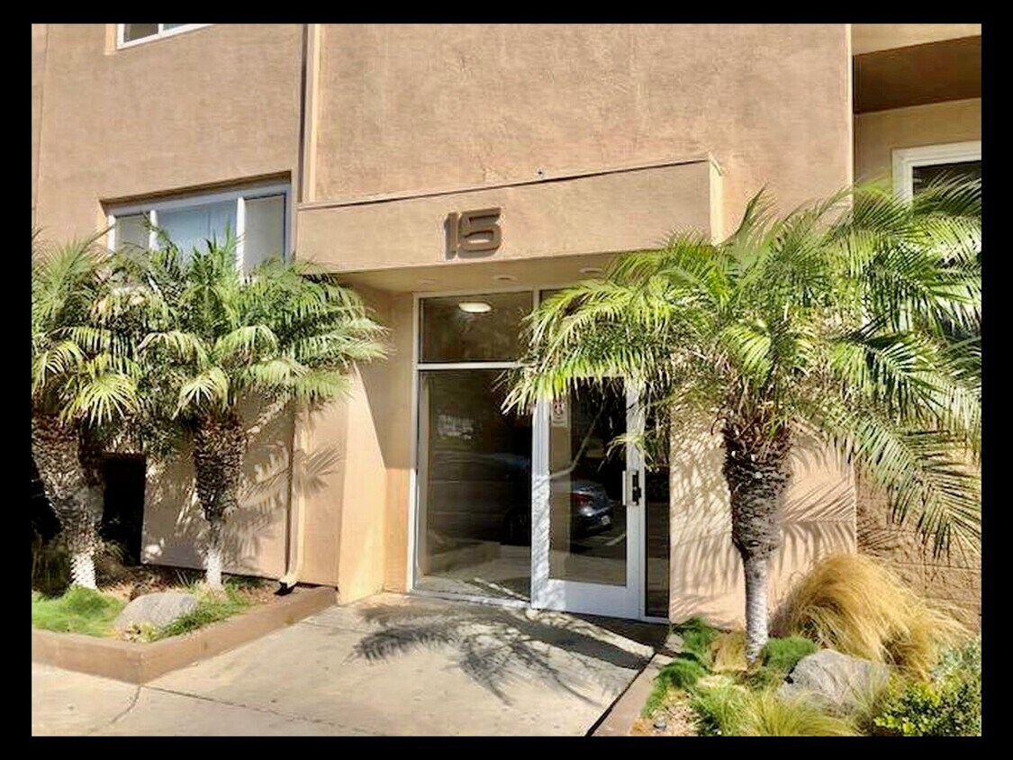 15 15th St Unit 22, Hermosa Beach, CA 90254 Condo for Rent in Hermosa