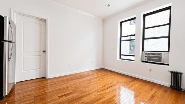 Foto del edificio - 125 Sherman Ave