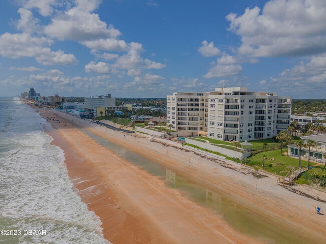 Building Photo - 395 S Atlantic Ave