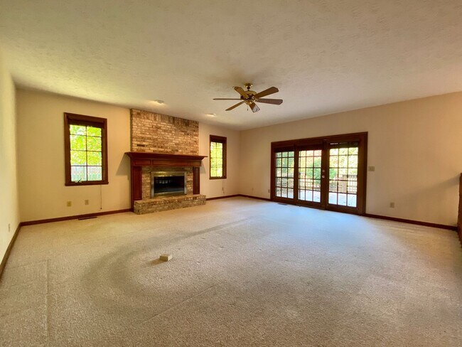 Foto del edificio - Available April 28th, 2026!