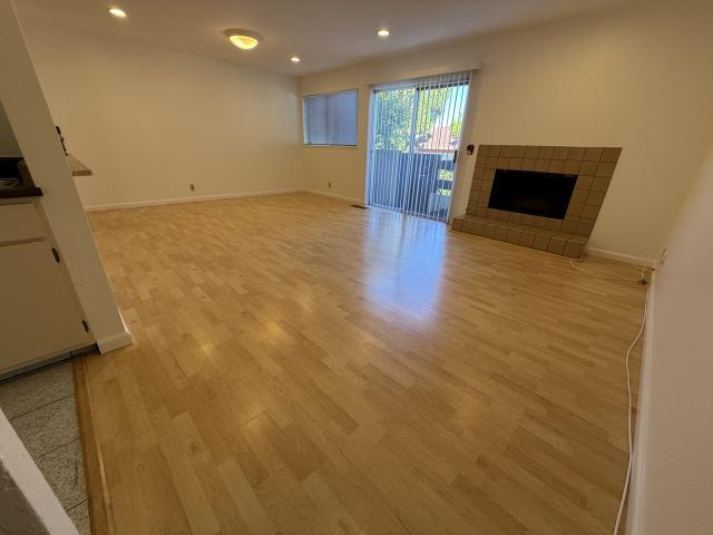 Foto del edificio - 3 bedroom in South San Francisco CA 94080