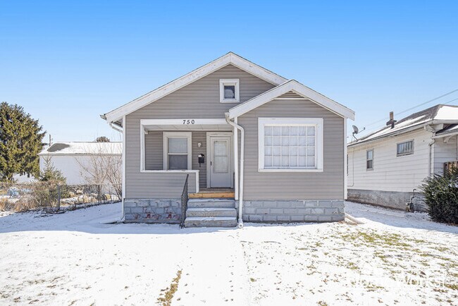 Foto del edificio - Adorable 2 Bedroom Home