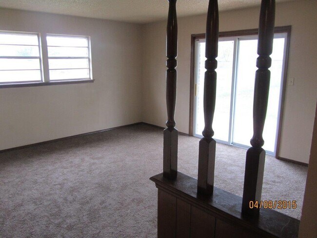 Foto del edificio - Beautiful 4 bed Home in MWC!