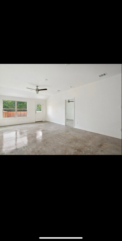 Building Photo - 1289 Lehmann Dr