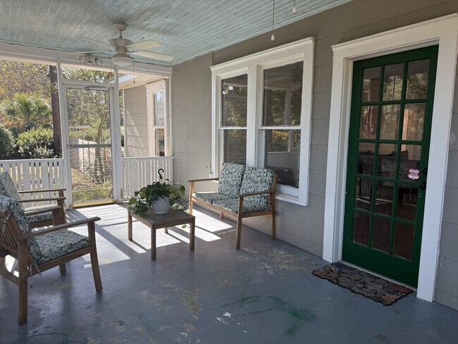 Foto del edificio - 4605 Skidaway Rd