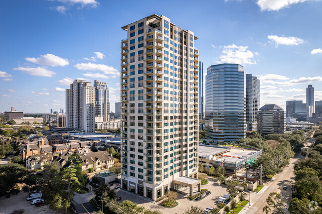 1275 S Post Oak Ln - Belfiore