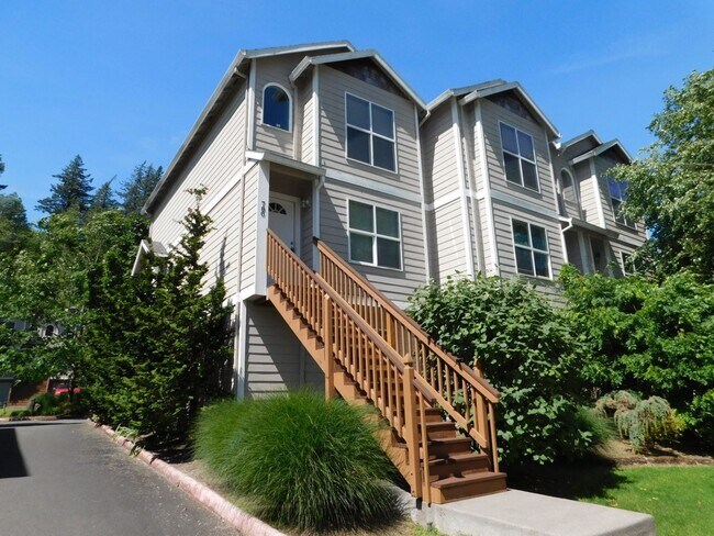 Photo - Updated 2 Bed 1.5 Bath Townhome in Peacefu...