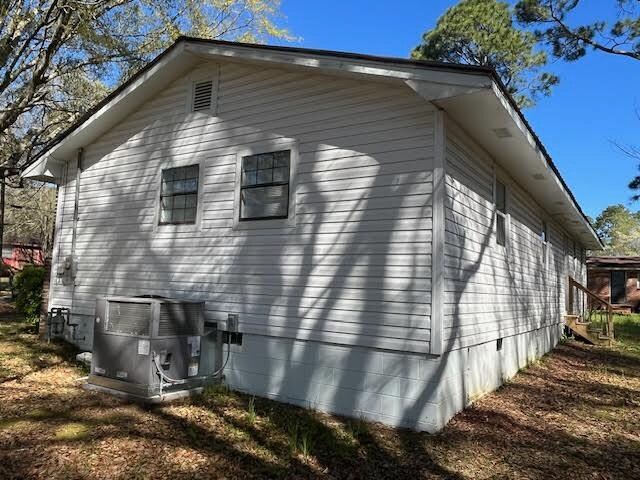 Building Photo - 203 Vienna Cir