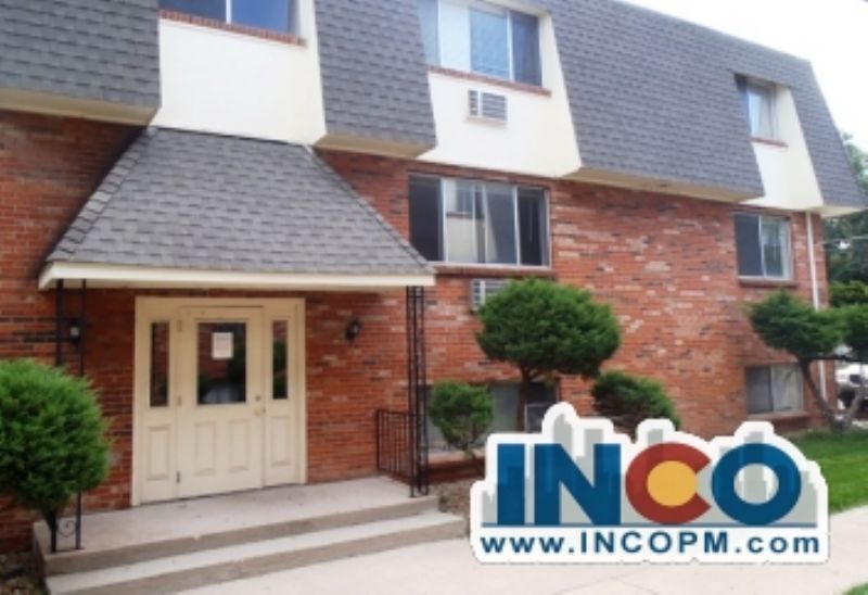 Primary Photo - Bright 1 bed 1 bath apartment w/ new tub s...