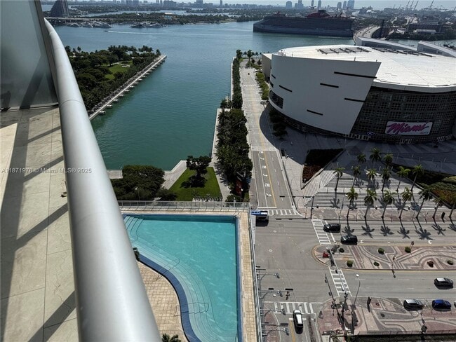 Building Photo - 888 Biscayne Blvd