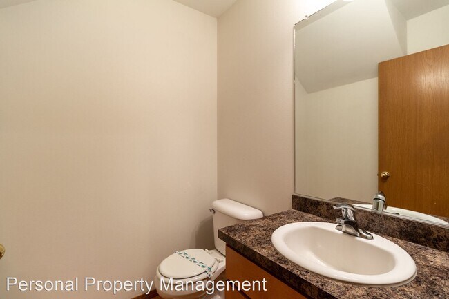 Building Photo - 3 br, 2.5 bath House - 8106 NE 36th Ct